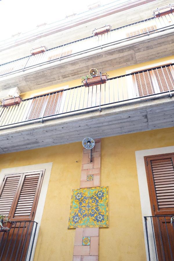 Vacanza Taormina Mare Mazzeo Exterior foto